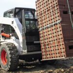 BOBCAT-S.330 pale compatte noleggio lecce leadri